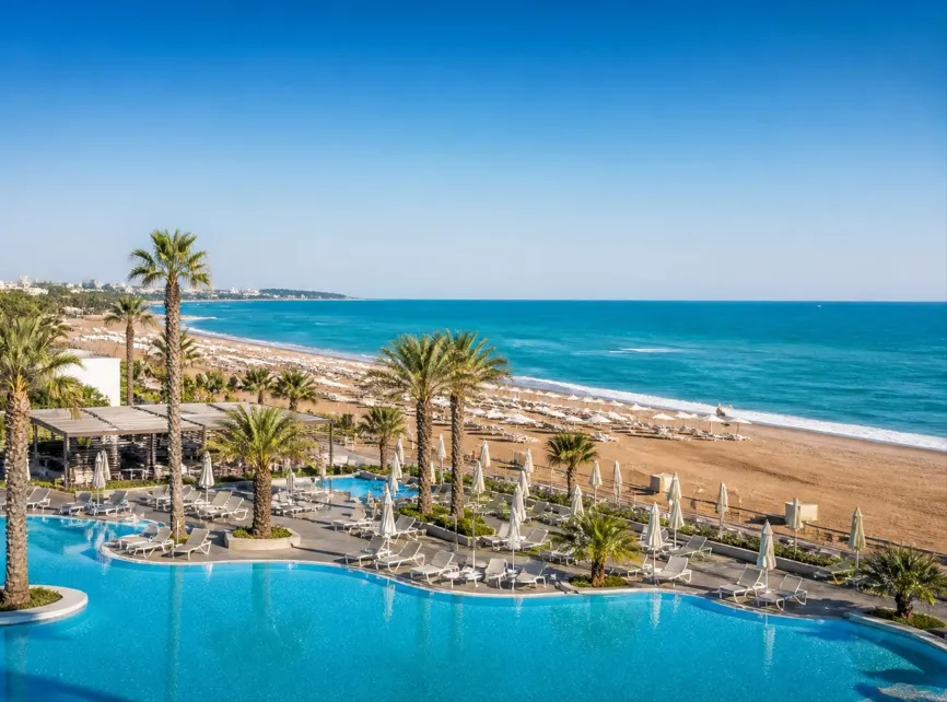 All Inclusive Hotel und Sandstrand in Antalya und Lara